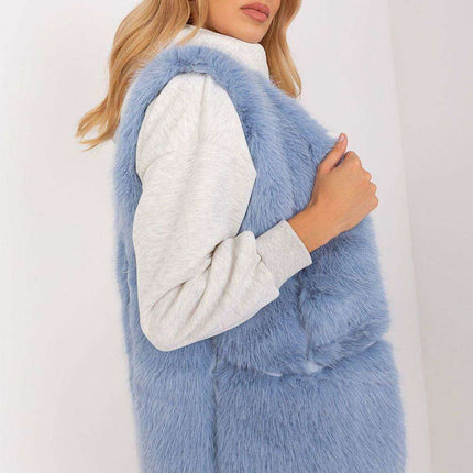 Plush Elegance: Luxurious Faux Fur Vest - Très Elite