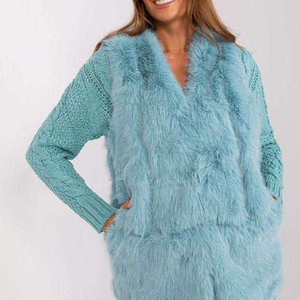 Plush Elegance: Luxurious Faux Fur Vest