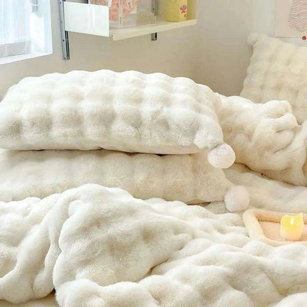 Plush Faux Rabbit Fur Bedding Ensemble with Charming Ball Accents - Duvet Cover, Sheets, and Pillowcases - Très Elite