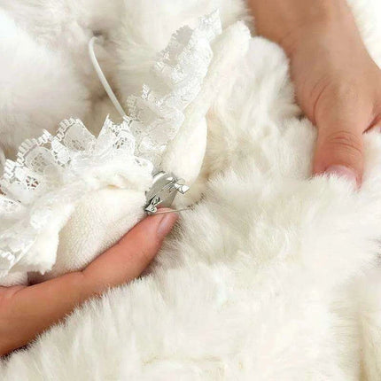 Plush Faux Rabbit Fur Bedding Ensemble with Charming Ball Accents - Duvet Cover, Sheets, and Pillowcases - Très Elite