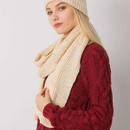 Polish Winter Hat and Scarf Set Cozy Acrylic Essentials - Très Elite