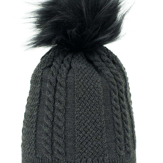 Polo Pompon Beanie: Stylish Warmth for Winter Adventures