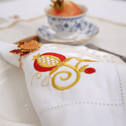 Pomegranate Elegance Hemstitch Napkin Set for Stylish Dining Experiences - Très Elite