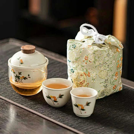 Portable Elegance: Travel-Friendly Chinese Kung Fu Tea Set with Glass Teapot and Cups - Très Elite