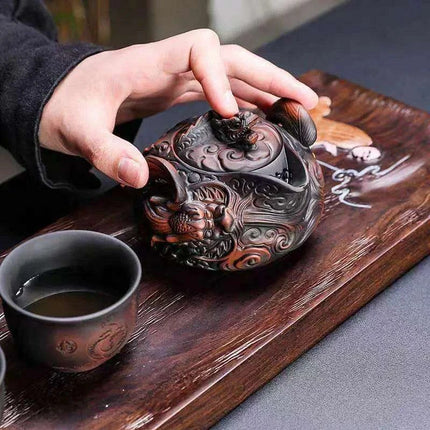 Portable Purple Dragon Outdoor Tea Set with Artisan Teapot and Two Travel Mugs - 250ml Edition - Très Elite