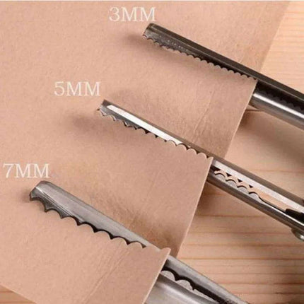 Precision Wave Lace Crafting Scissors - Premium Stainless Steel for Sewing and DIY Projects - Très Elite
