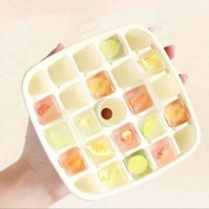 Premium Double Layer Ice Cube Maker - Food Safe Ice Storage Solution - Très Elite