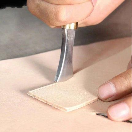 Premium Stainless Steel Leathercraft Tool Kit with Precision Edge and Wire Embedding Feature - Très Elite
