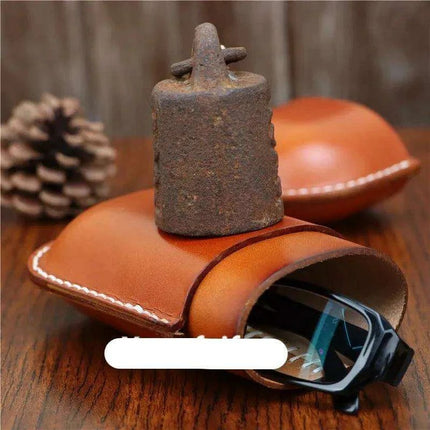 Premium Vintage Leather Eyewear Case: Your Ultimate Travel Accessory - Très Elite