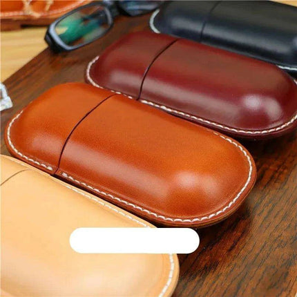 Premium Vintage Leather Eyewear Case: Your Ultimate Travel Accessory - Très Elite