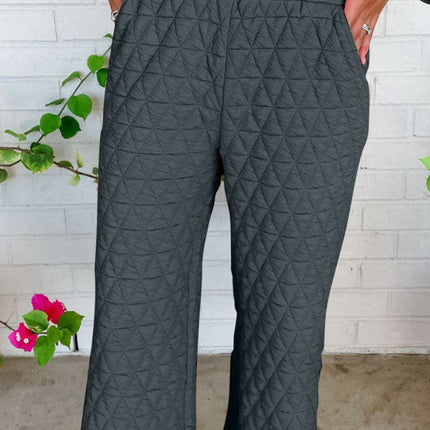 Quilted Charcoal Lounge Set: Chic Comfort for Every Occasion - Très Elite
