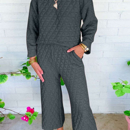 Quilted Charcoal Lounge Set: Chic Comfort for Every Occasion