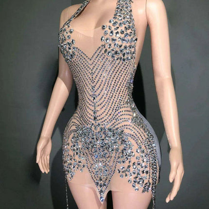 Radiant Rhinestone-Embellished Halter Neck Evening Gown with Opulent Mesh and Velvet Accents - Très Elite
