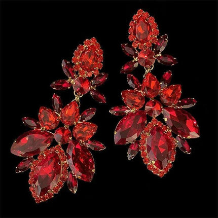 Radiant Rhinestone Jewelry Set - Elegant Necklace and Earring Duo for Fashion Enthusiasts - Très Elite