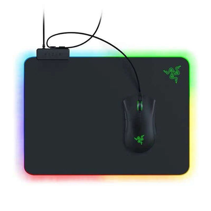 Razer Firefly V2: RGB Mouse Pad with Cable Management - Très Elite