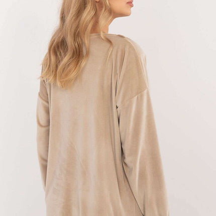 Red Velour Blouse 202015 Bound Neckline For Everyday Use - Très Elite