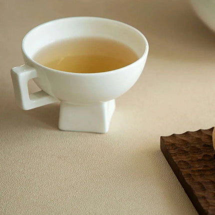 Regal Elegance: Medieval Red Bone China Tea Cup Collection - Très Elite