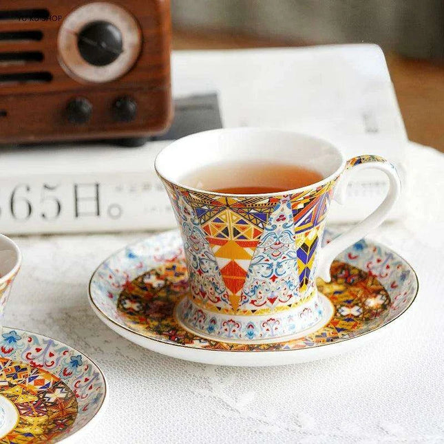 Regal Palace-Inspired Bone China Tea Set with Exquisite Ceramic Cups and Saucers