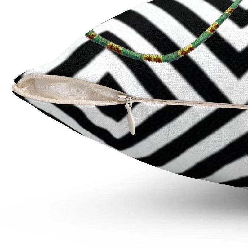 Reversible Luxe Patterned Pillow Cover - Très Elite