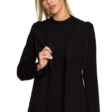 Revolutionary Knitted Hooded Jacket with Adaptive Collar Feature - Très Elite