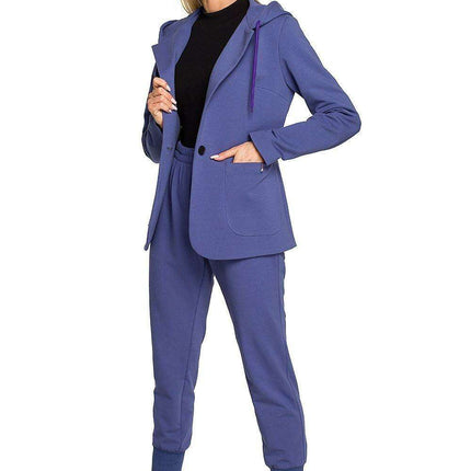 Revolutionary Knitted Hooded Jacket with Adaptive Collar Feature - Très Elite