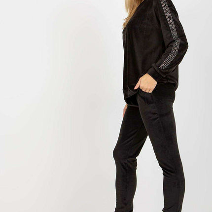 Rhinestone-Embellished Luxurious Velour Lounge Set - Très Elite