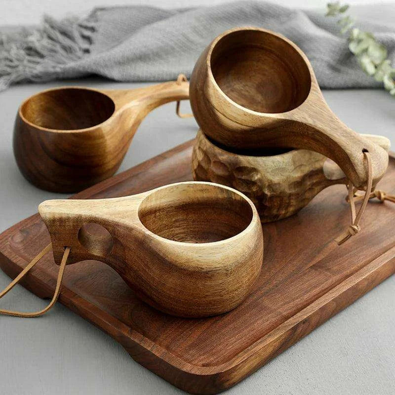 Rustic Acacia Wood Outdoor Mug - Elegant Camping Coffee & Milk Cup with Practical Rope Handle - Très Elite