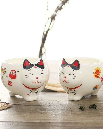 Charming Maneki Neko Porcelain Cat Tea Set with Plutus Teapot for Enchanting Tea Experiences