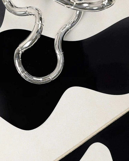 Chic Eco-Conscious Monochrome Abstract Area Rug with Superior Stability