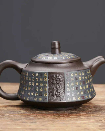 Elegant Purple Clay Tea Infuser Teapot - Ideal for Cozy Tea Gatherings