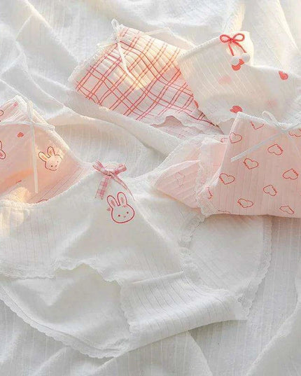 Whimsical Fruit-Themed Cotton Briefs for Girls - Soft and Breathable Seamless Underwear