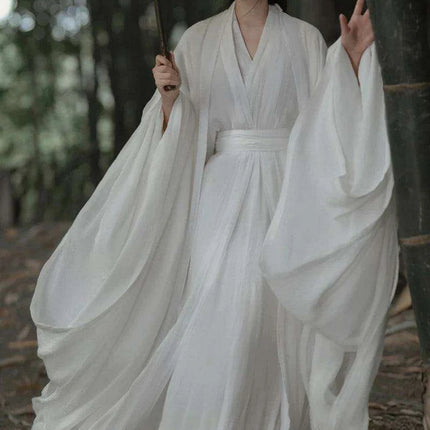 Elegant White Hanfu Dress for Women - Ancient Chinese Fairy Cosplay Costume in Plus Sizes