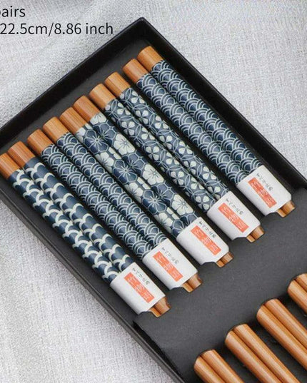 Chic Bamboo Chopstick Collection - 5 Pairs with Non-Slip Design