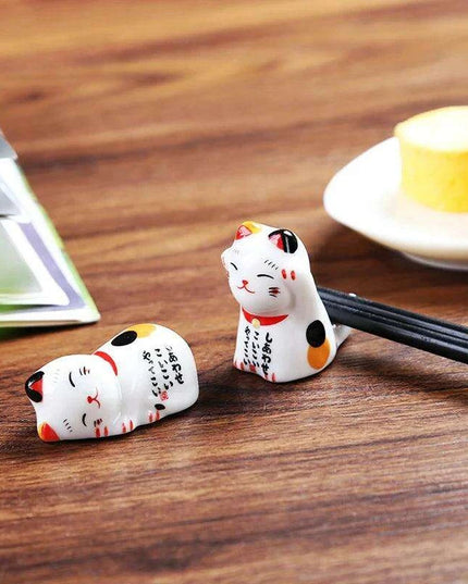 Whimsical Cat-Inspired Ceramic Chopstick Holder - Delightful Japanese Dining Accessory