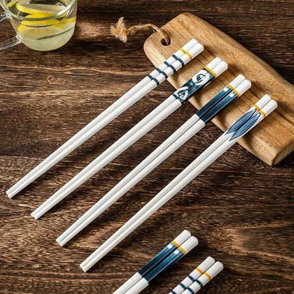 Sophisticated Japanese Porcelain Chopstick Collection - 5 Pairs for an Elevated Dining Experience