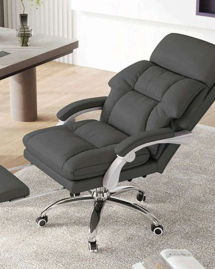 Ultimate Comfort Ergonomic Gaming Chair with Footrest and 360-Degree Swivel Action
