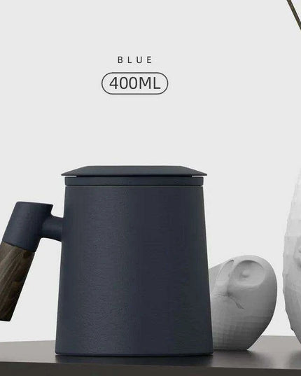 Chic Ceramic Tea Mug with Wooden Handle and Infuser Lid - Essential Drinkware for Every Occasion