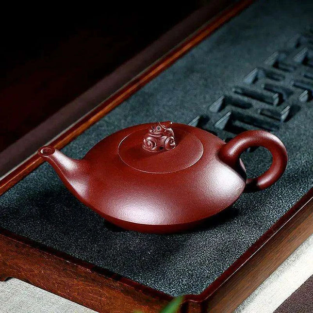 Handcrafted Yixing Purple Clay Teapot - 240ml Ideal for Oolong and Dahongpao Tea Enthusiasts