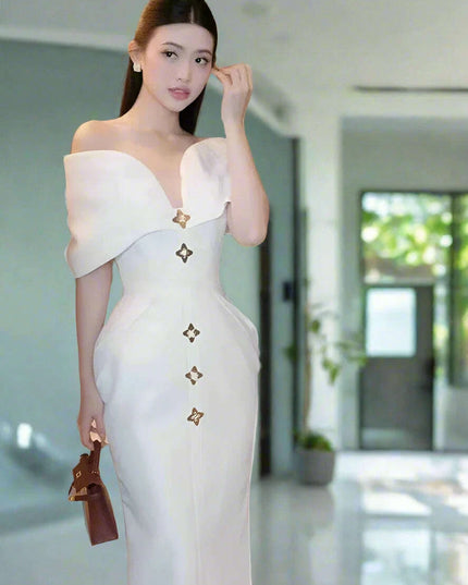 High-Waisted Evening Gown with Asymmetrical Neckline and Slit Detail