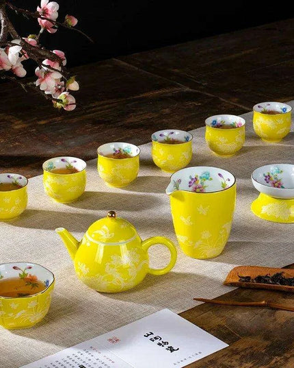 Portable Handcrafted Jade Porcelain Tea Set with Chic Travel Case: Elegance On-the-Go