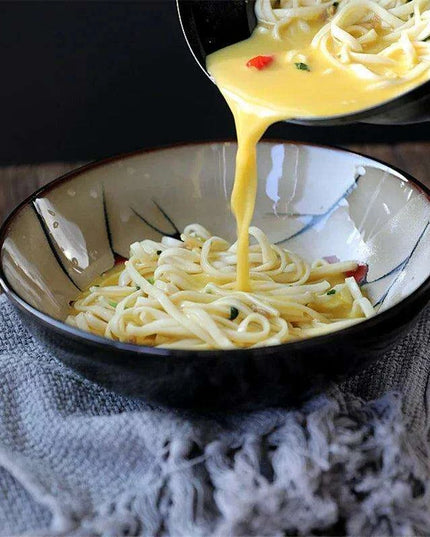 Blossom Serenity: Artisan Hand-Painted Ramen Bowl - Japanese Culinary Masterpiece