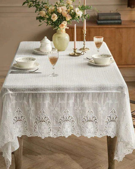 Chic French Lace Table Cover - Elevate Your Event with Timeless Elegance