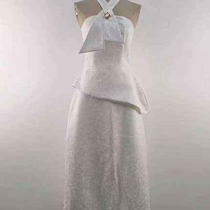 Elegant Women's Summer Evening Halter Top and Flowing Skirt Ensemble for 2024