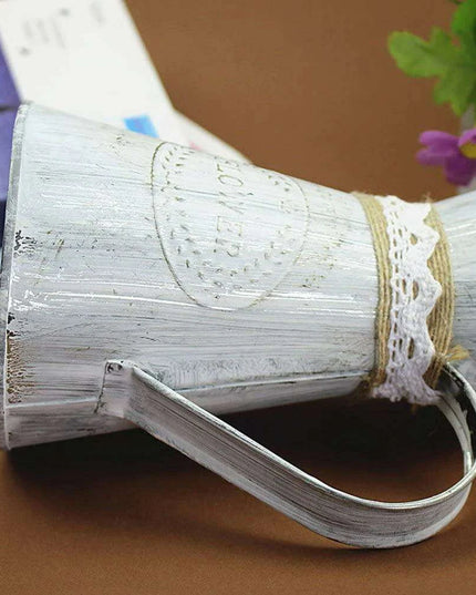 Retro Iron Vase with Distressed Hemp Rope - Elegant Floral Display for Home and Office Styling