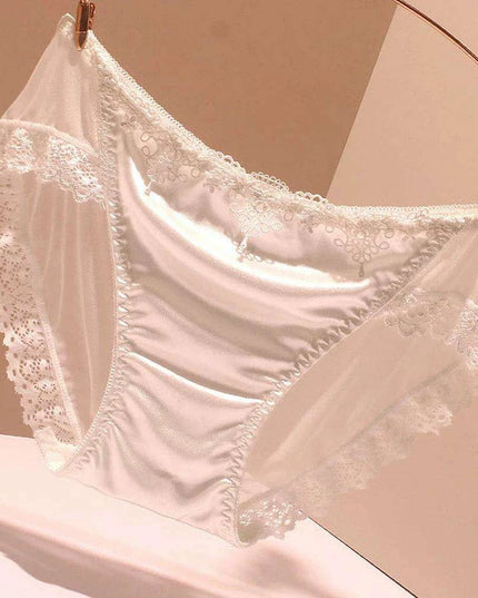 Luxe Seamless Lace Low Rise Women's Briefs - Comfort Meets Elegance