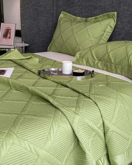 Luxurious Lightweight Tencel Summer Quilt Set with Pillowcases - Double Queen Size Bedspread