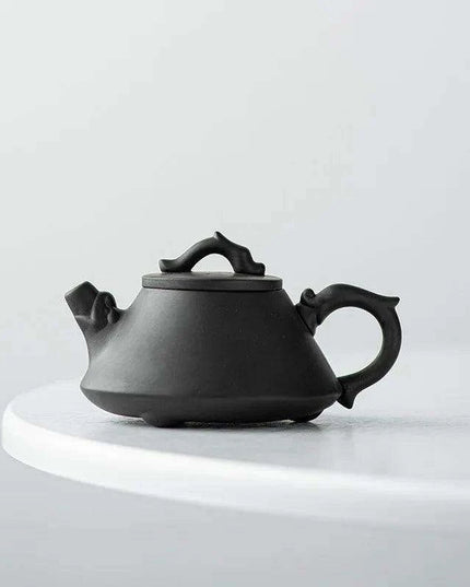 Exquisite Yixing Purple Clay Teapot for True Tea and Coffee Aficionados