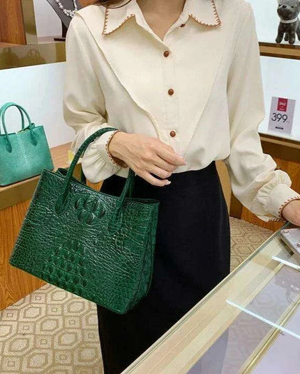 Elegant Crocodile-Embossed Leather Handbag for Sophisticated Women