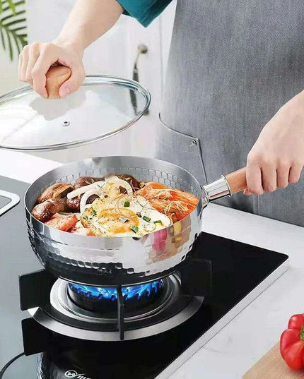 Japanese Stainless Steel Snow Pan with Ergonomic Wooden Handle and Lid - Perfect for Stewing, Frying, and Milk Heating