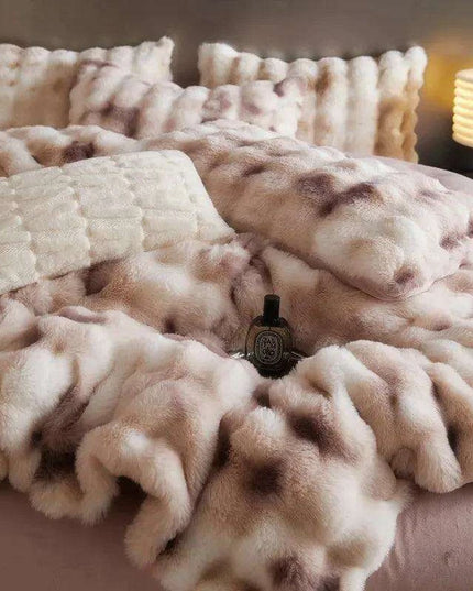 Luxurious Gradient Blue & Grey Faux Rabbit Fur Velvet Fleece Bedding Set with Sheets & Pillowcases